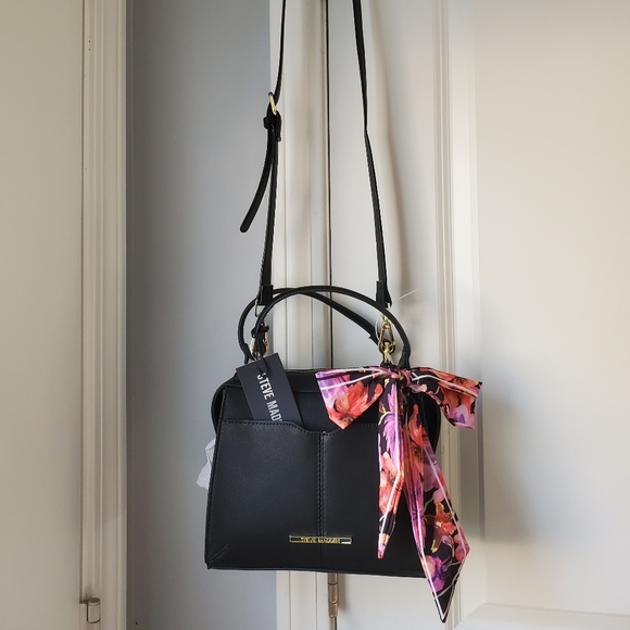 SALE Steve Madden Black Breese Crossbody - Picture 4 of 16